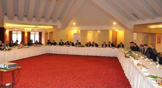 İzmir Milli Eğitim M&uuml;d&uuml;r&uuml;: Başbakan İzmir e Okul Yaptıracak 2