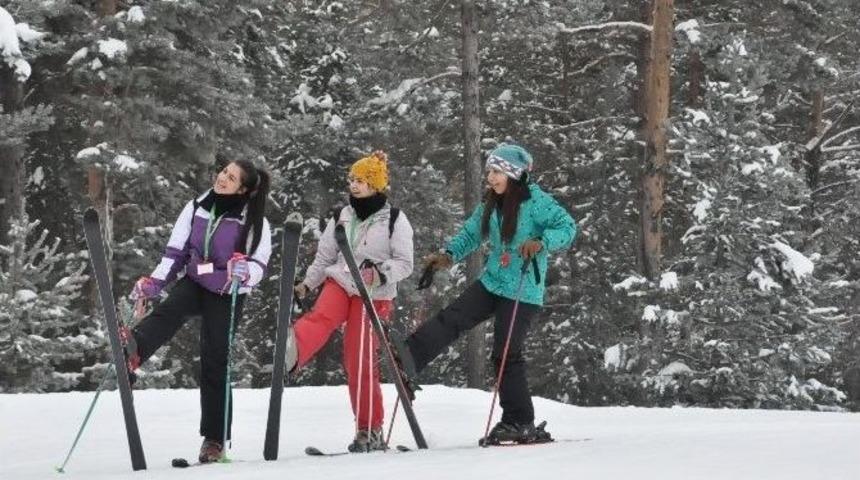 Sarıkamış Kayak Merkezi&rsquo;ne Yoğun İlgi