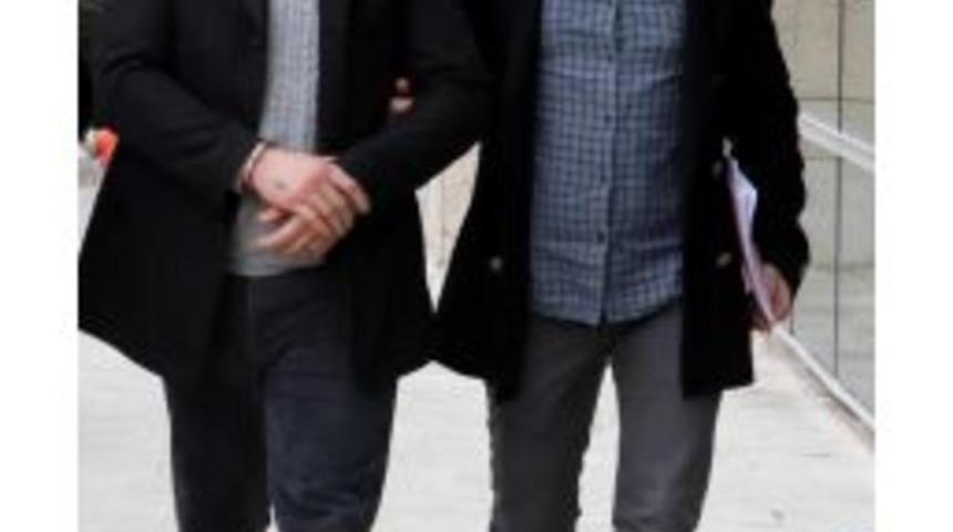 4 Tabanca Ve Esrarla Yakalanan Ş&uuml;pheli Tutuklandı