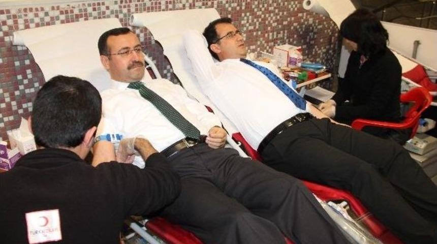 Elazığ Adliyesinden &lsquo;kan Bağışı&rsquo; Kampanyasına Destek