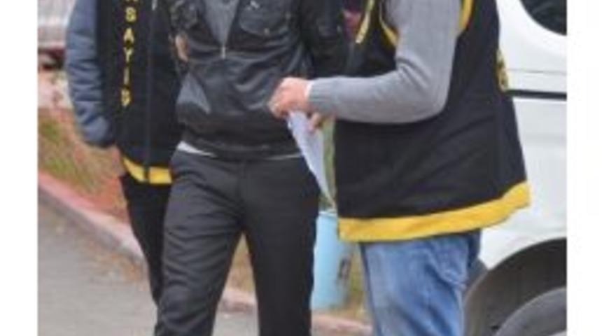 Bu Kez Sahte Savcı Dolandırdı