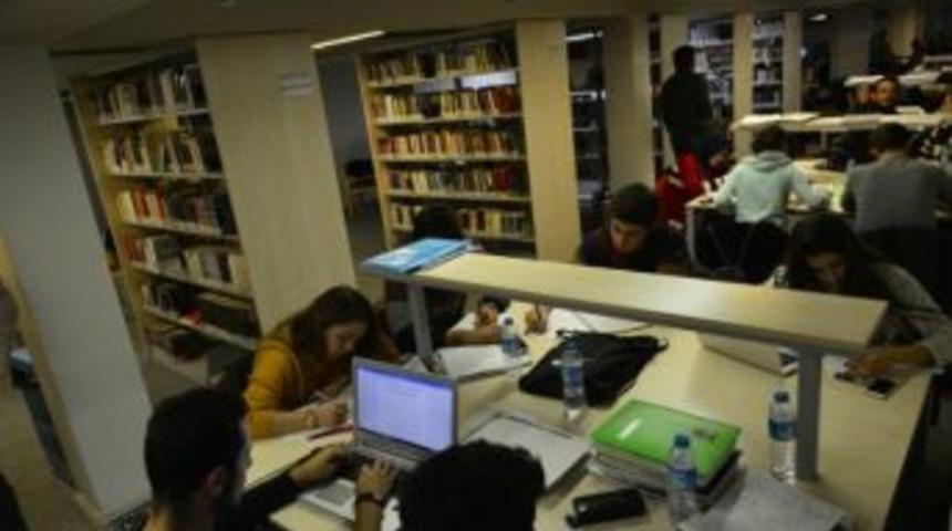 Be&uuml; Prof. Dr. Durmuş G&uuml;nay K&uuml;t&uuml;phanesi Uluslararası &Ouml;l&ccedil;ekte Hizmet Sunuyor