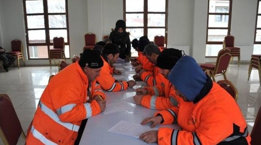 Boz&uuml;y&uuml;k Belediyesi&rsquo;nde İş&ccedil;ilere Sağlık Muayenesi Yapıldı, İş G&uuml;venliği Eğitimi Verildi