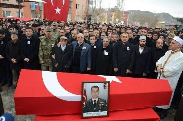 Fırat Kalkanı Şehidi Astsubay Bilgiç, Gözyaşlarıyla Son Yolculuğunu Uğurlandı