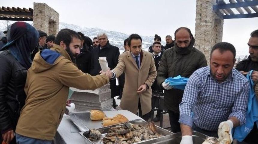 Munzur Üniversitesi’nde ‘balık-ekmek’ Etkinliği