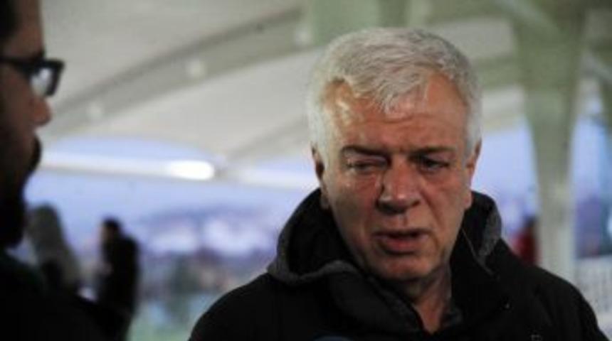 Bursaspor Başkanı Ali Ay, Transfer İ&ccedil;in G&uuml;n Verdi