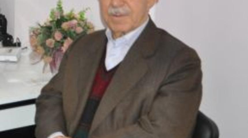 Boz&uuml;y&uuml;kl&uuml; Yazar Kurulay Yılmaz &lsquo;nur Saraylarının Sakinleri&rsquo; Kitabını Yeniden Derledi