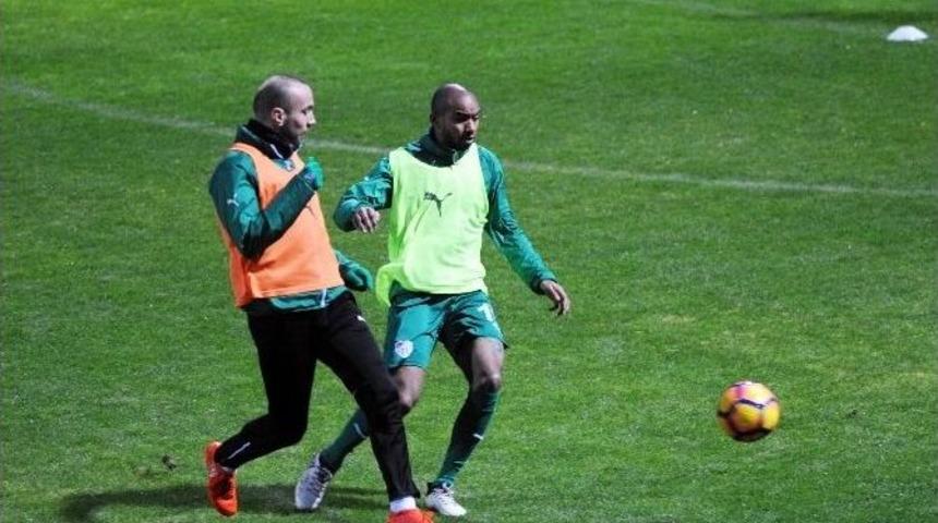 Bursaspor’da Mesai Sürüyor