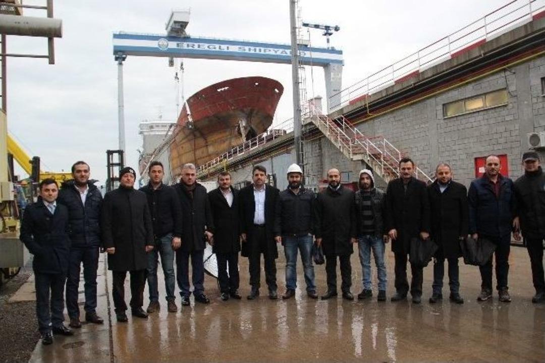 &Ccedil;akır, Gemi Tersanesinde İncelemelerde Bulundu