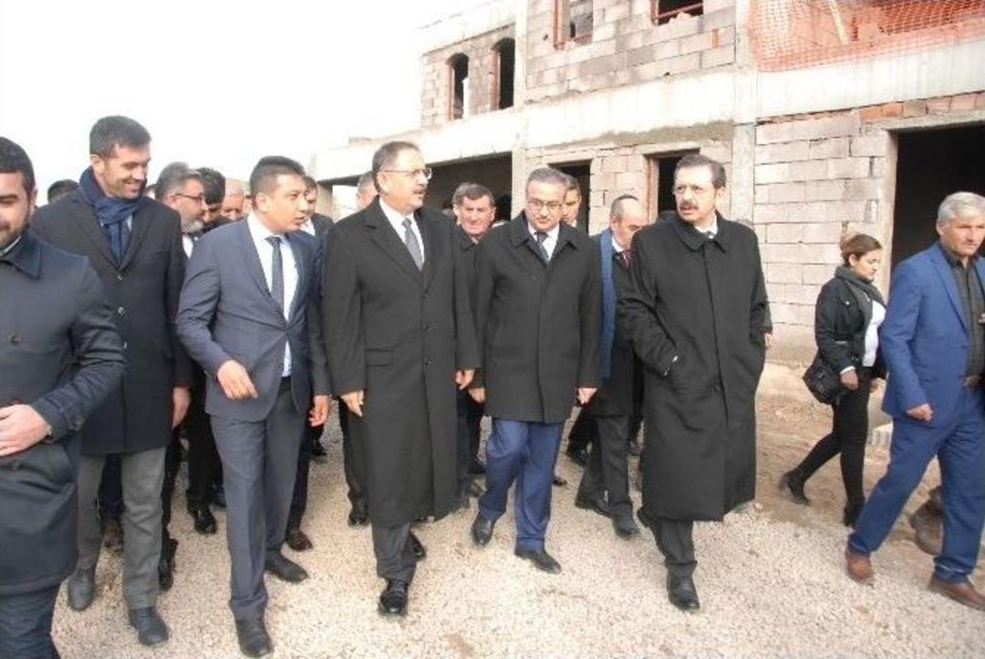 Bakan &Ouml;zhaseki: &ldquo;şırnak Ve İl&ccedil;elerindeki Konutlar 2017 İ&ccedil;erisinde Tamamlanacak&rdquo;