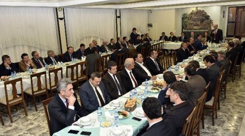 Aşıcı Ve Kaya&rsquo;ya Veda Yemeği