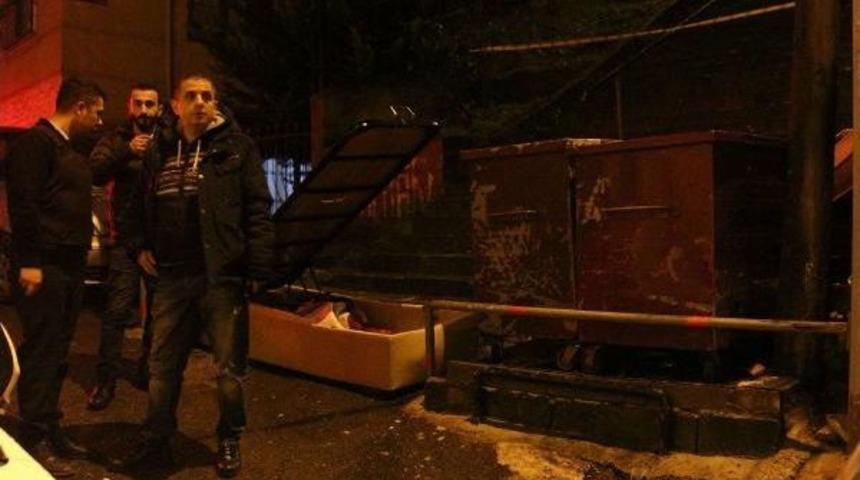 Şişli'de Bazanın I&ccedil;erisinde Erkek Cesedi Bulundu
