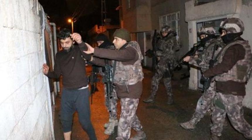 Adıyaman'da Deaş Operasyonu: 6 G&ouml;zaltı