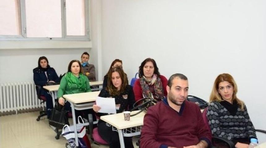D&uuml;&rsquo;de &rsquo;ameliyathane Hemşireliği&rsquo; Kursu Başladı