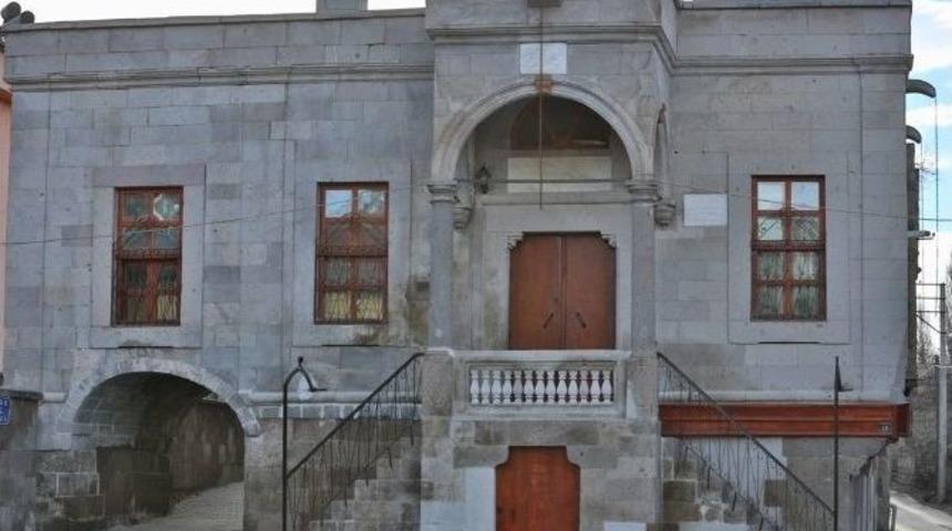 Tarihi Germir İlkokulu Restore Edildi