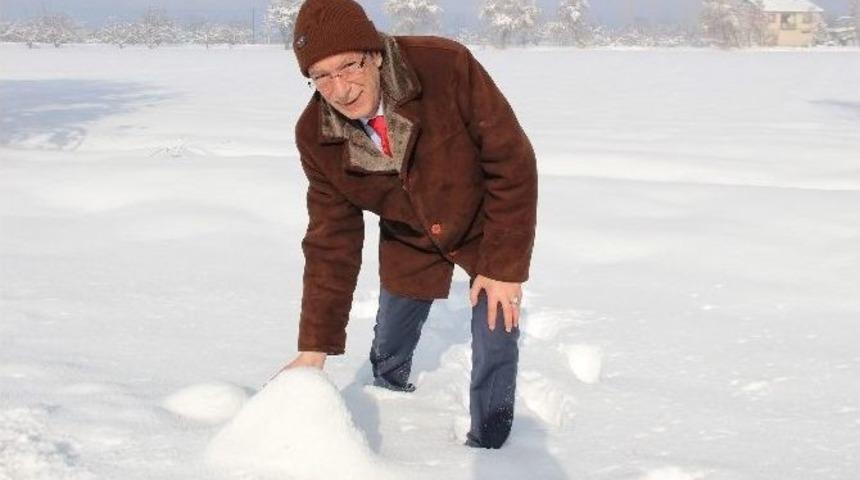 (&ouml;zel Haber) Konya Ovası&rsquo;nda Kar Yağışı Umutlandırdı