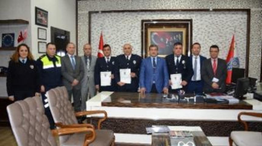 Antalya&rsquo;da 3 Polis Memuru &rsquo;ayın Polisi&rsquo; Se&ccedil;ildi