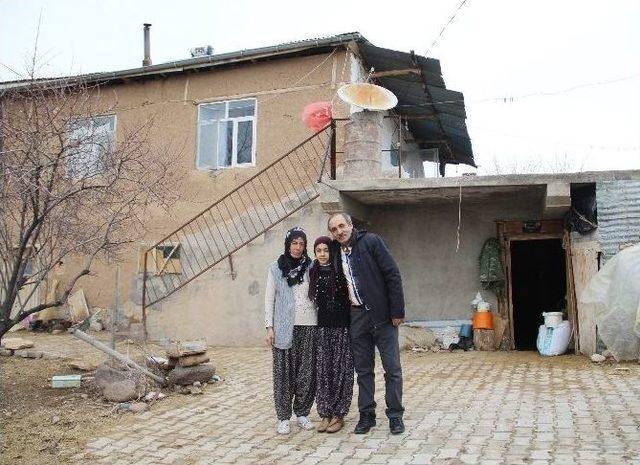 &Ccedil;emişgezekli Ayşenur T&uuml;rkiye 3&rsquo;&uuml;nc&uuml;s&uuml; Oldu 2