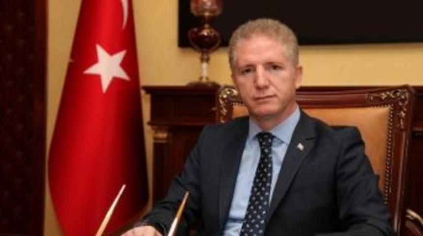 Vali G&uuml;l&rsquo;den &rsquo;10 Ocak &Ccedil;alışan Gazeteciler G&uuml;n&uuml;&rsquo; Mesajı