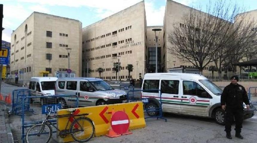 Bursa Adliye Sarayı&rsquo;Nda Geniş G&uuml;venlik &Ouml;nlemi