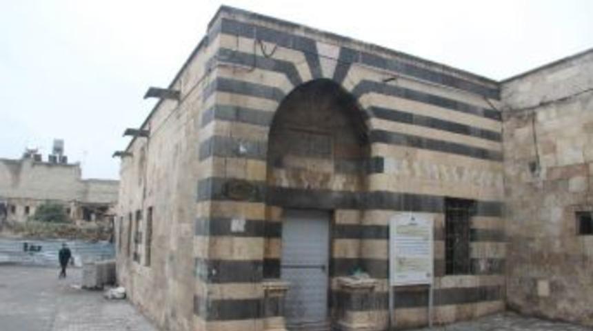 Tarihi Tuğlu Hamamının Hizmete A&ccedil;ılması İsteniyor