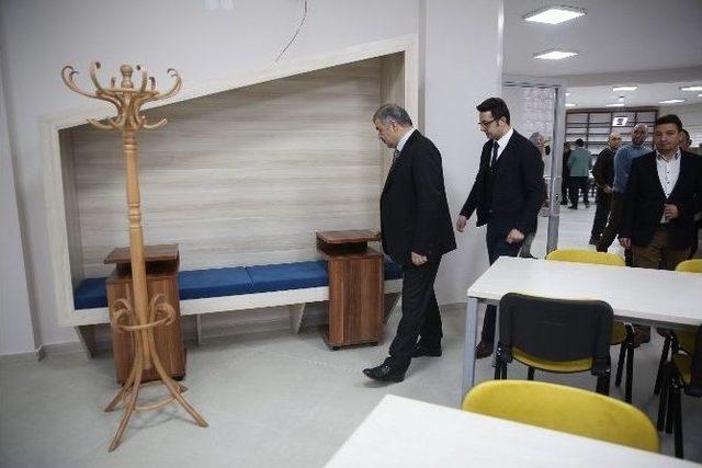 Belsin Kütüphanesi Yenileniyor 1