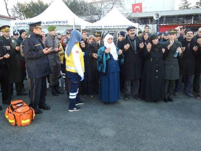 &Ccedil;orum da Kazada Şehit Olan 2 Asker T&ouml;renle Uğurlandı 1