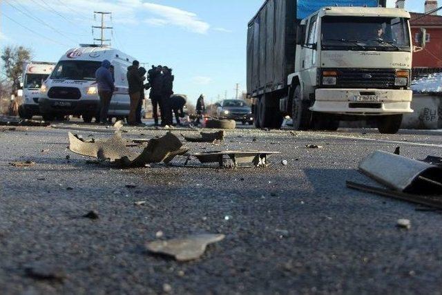 Bolu&rsquo;da Trafik Kazası: 2 Yaralı 1