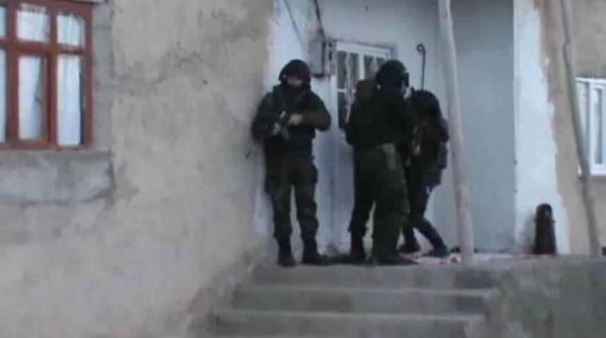 Van'da Pkk Operasyonu: 5 G&ouml;zaltı