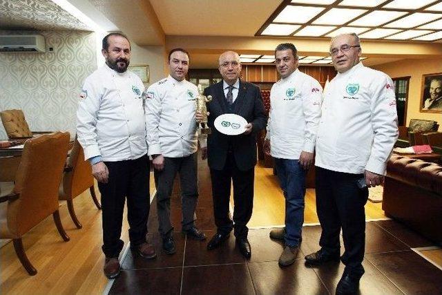 Mengenli Aş&ccedil;ılar, Yenimahalle&rsquo;de Kurs Verecek 1