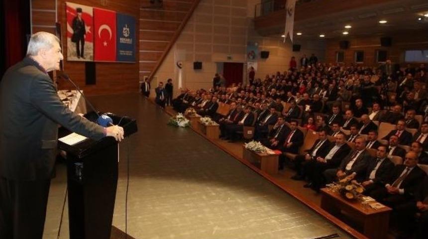 Başkan Karaosmanoğlu, &ldquo;bilgiyi &Uuml;retime D&ouml;n&uuml;şt&uuml;rmeliyiz&rdquo;
