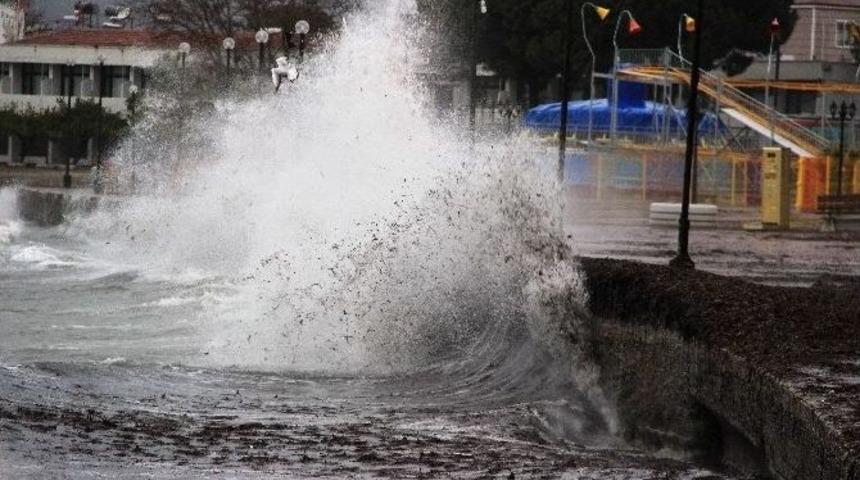 Lodos Dev Dalgalara Neden Oluyor