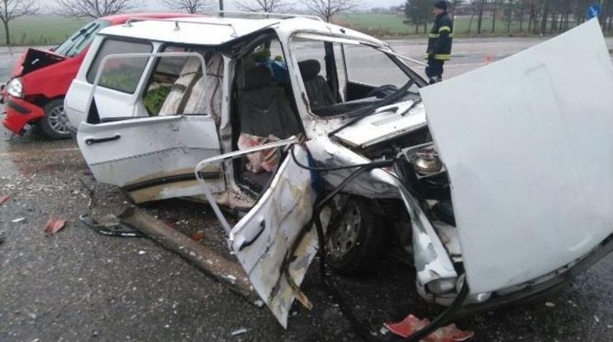 Hurdaya D&ouml;nen Ara&ccedil;tan Sağ &Ccedil;ıktılar