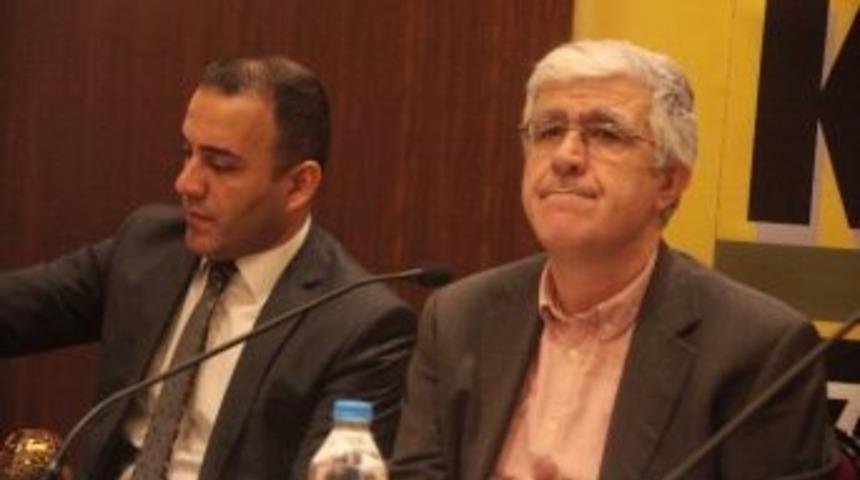 T&uuml;rkiye&rsquo;de Kişi Başına 8.4 Kitap D&uuml;ş&uuml;yor