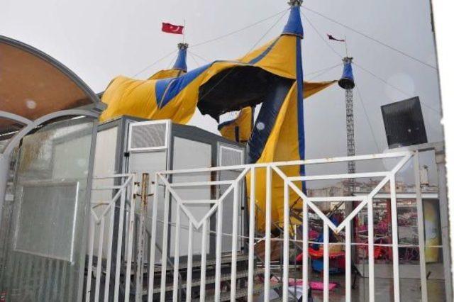 Manisa da Fırtına T&uuml;rkiye Sirki ni Vurdu 2