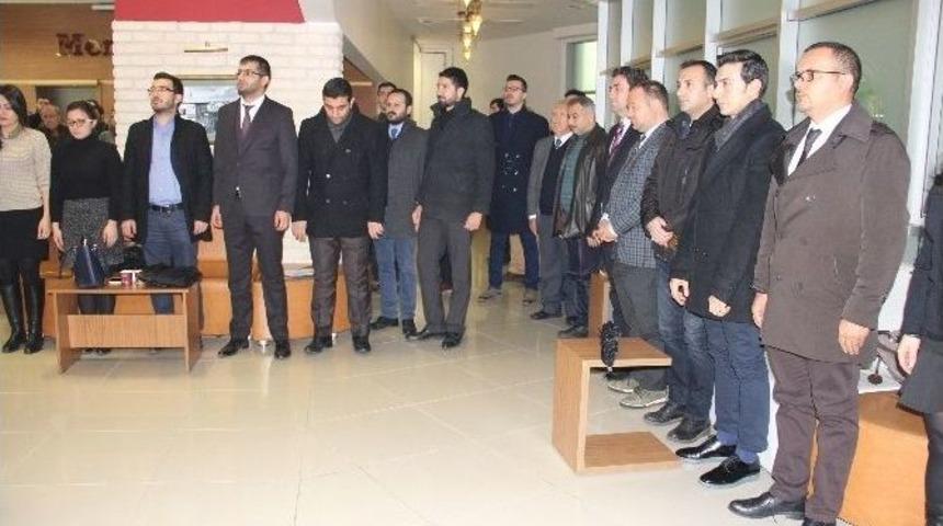 (d&uuml;zeltme) Mersin Barosu&rsquo;ndan Kahraman Polis Fethi Sekin İ&ccedil;in Saygı Duruşu