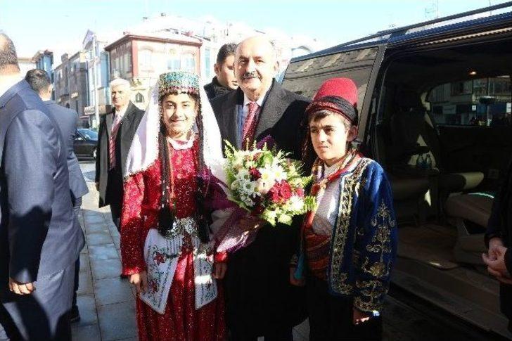 Bakan Müezzinoğlu Konya’da