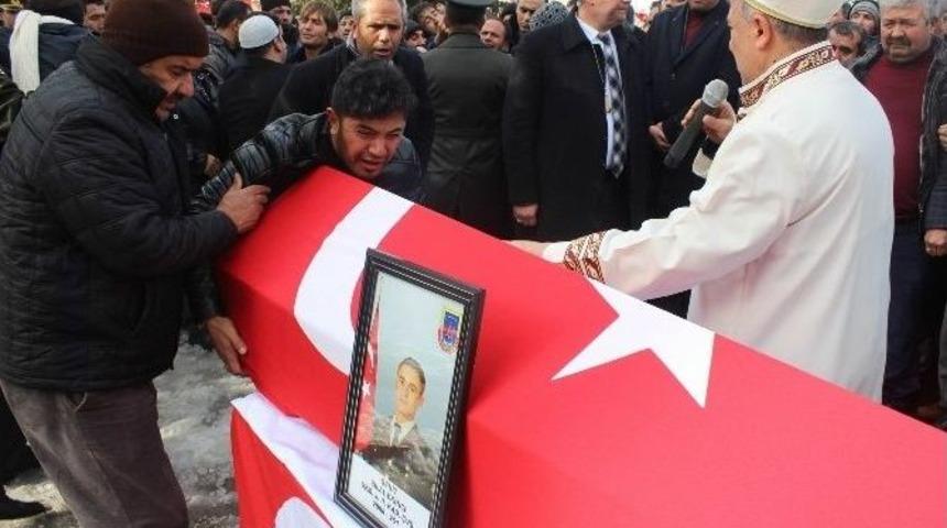Kayseri Şehidini Uğurladı