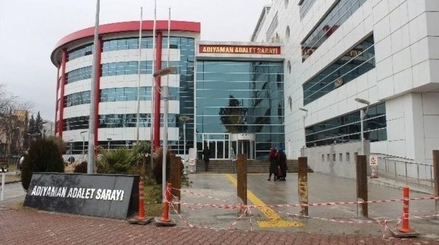 Adıyaman Adalet Sarayı&rsquo;nın Girişinde Ek &Ouml;nlemler Alındı