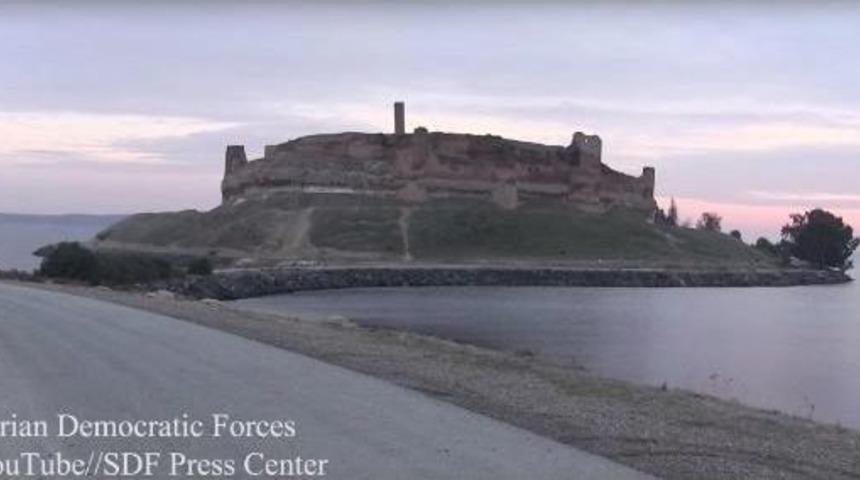 Suriye'de Süleyman Şah Türbesinin Bulunduğu Ilk Yer Olan Caber Kalesi Deaş'ten Kurtarıldı