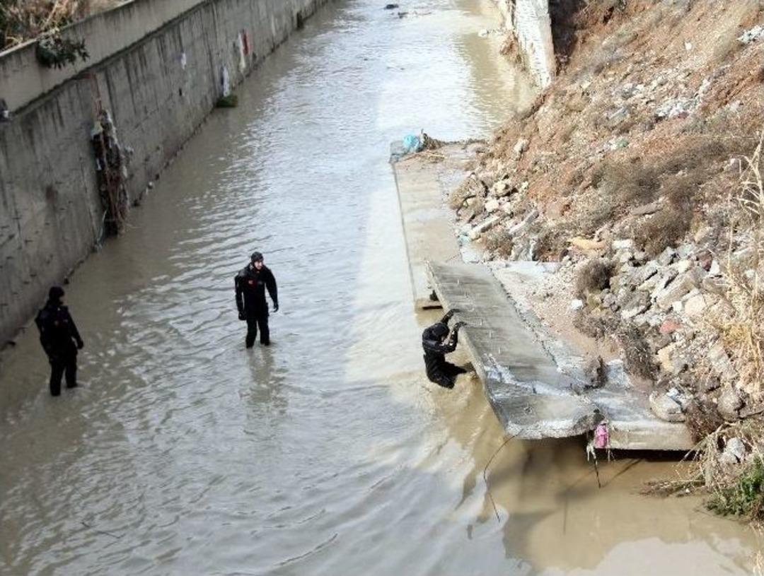 (&ouml;zel Haber) Selde Kaybolan 4 Yaşındaki Miray Doğum G&uuml;n&uuml; İ&ccedil;in Elbise İstemiş