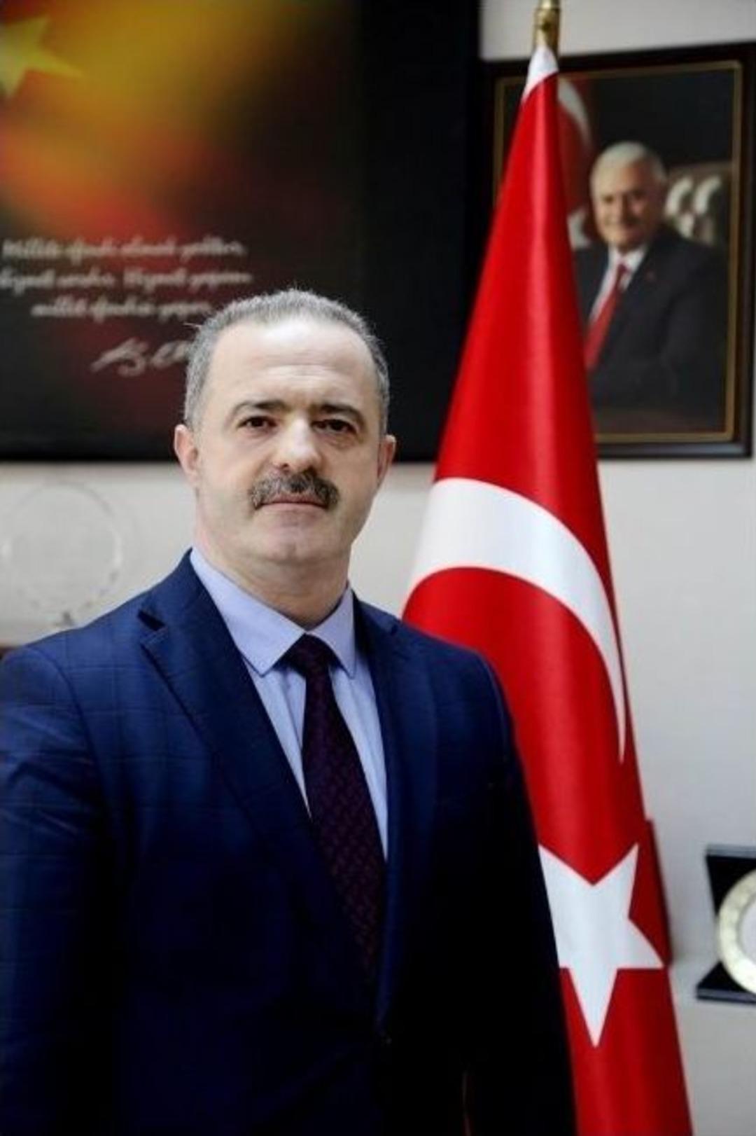 Başkan &Ouml;zg&ouml;k&ccedil;e &lsquo;yılın En Başarılı Belediye Başkanları&rsquo; Listesinde