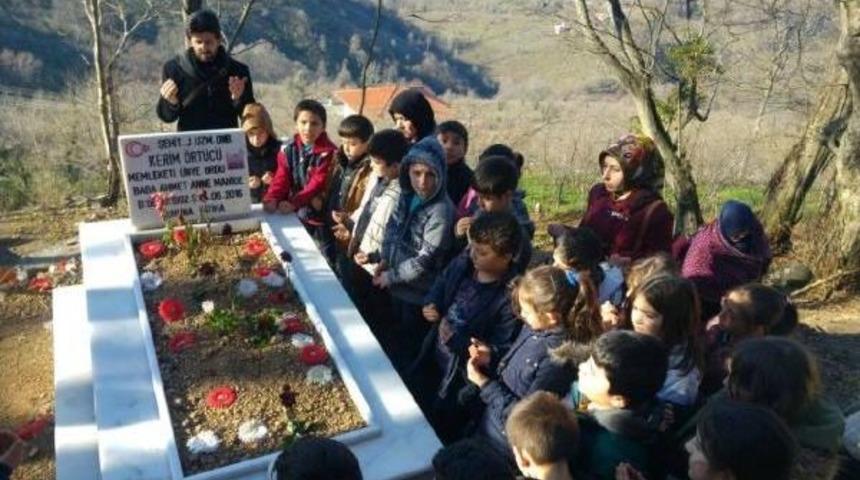 İlkokul &Ouml;ğrencilerinden Ordulu Şehide Vefa
