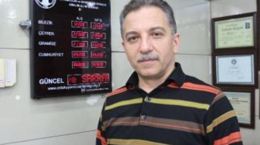 Y&uuml;kselen Altın Fiyatları Kuyumcuları Olumsuz Etkiliyor