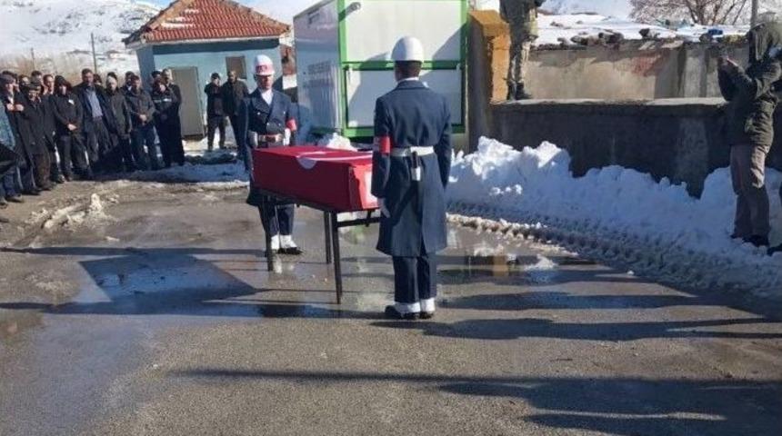 Kazada Şehit Olan Astsubay Ankara&rsquo;da Son Yolculuğuna Uğurlandı