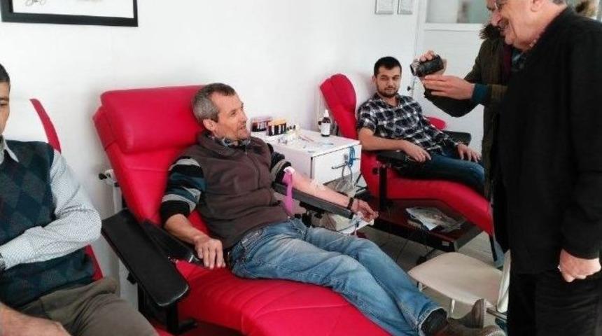 Osmaniyeliler Kan Bağışı Davetine Uydu