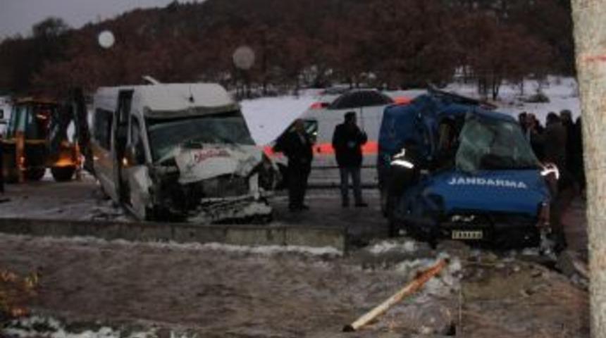 &Ccedil;orum&rsquo;daki Trafik Kazasında &Ouml;l&uuml; Sayısı 3&rsquo;e Y&uuml;kseldi