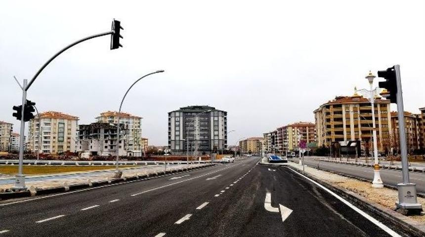 Fahri Kayahan&rsquo;ın &Ccedil;ehresi Değişti