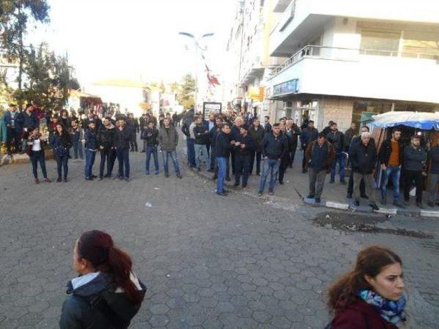 Hopa’Da Basın Açıklamasına Polis Müdahalesi: 4 Gözaltı