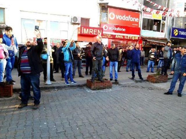 Hopa’Da Basın Açıklamasına Polis Müdahalesi: 4 Gözaltı